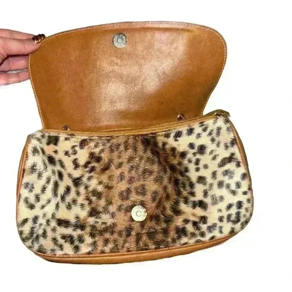 Cheetah Print Purse - Picture 3 of 4